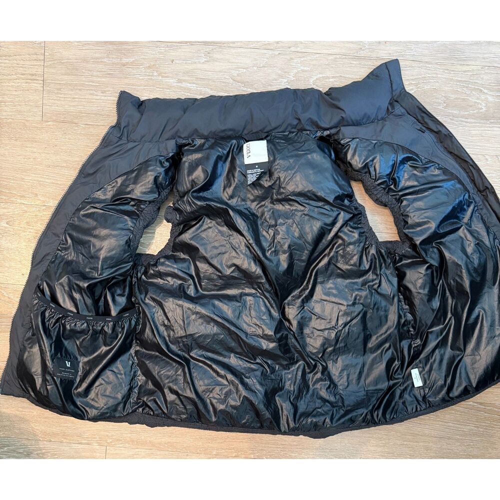 Vuori Hillside Down Vest Size Medium - Picture 4 of 7